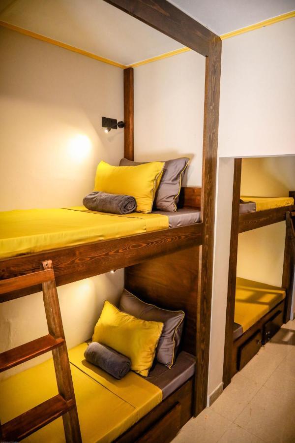 Banana Bunks Kandy Esterno foto