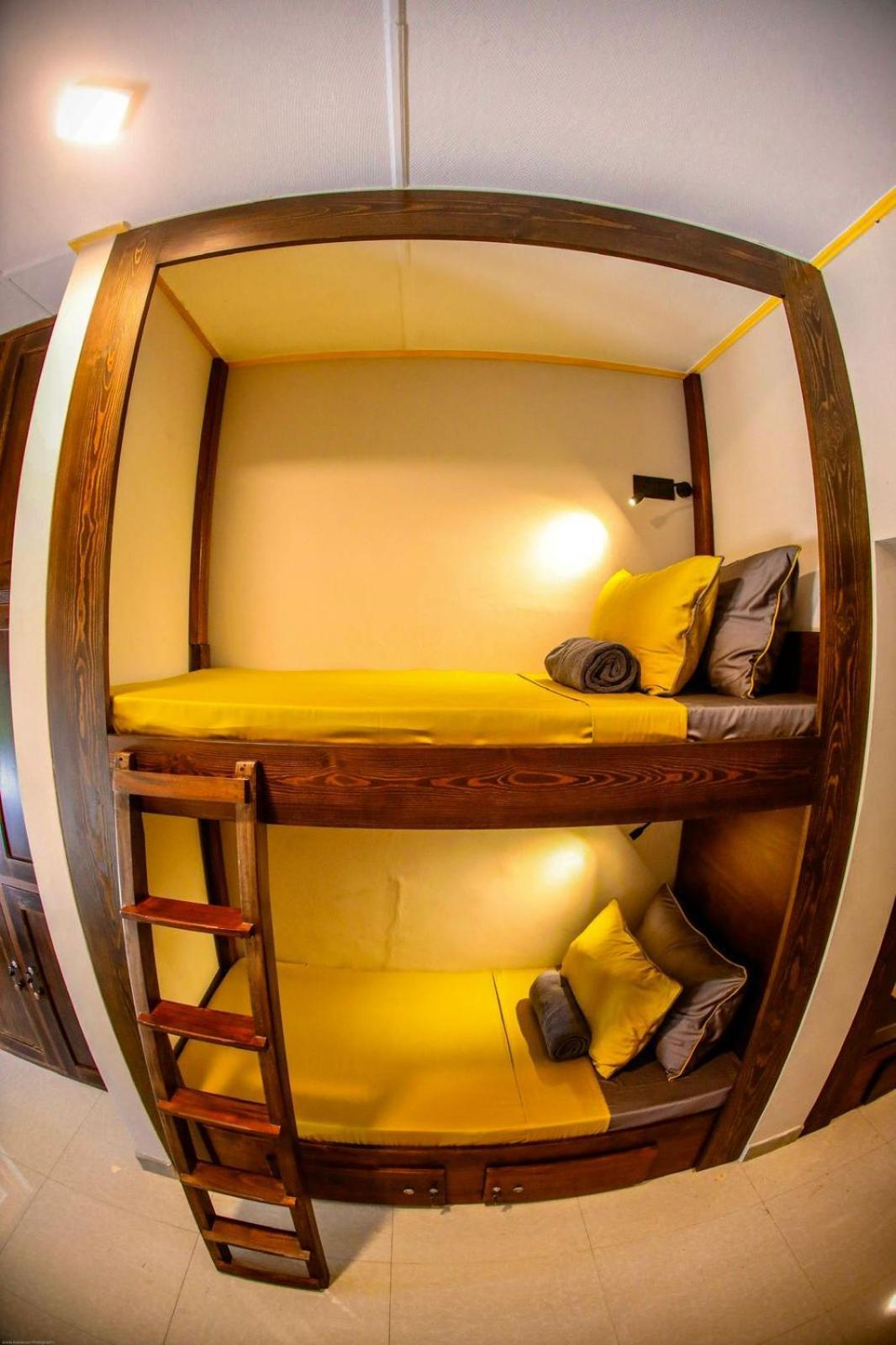 Banana Bunks Kandy Esterno foto